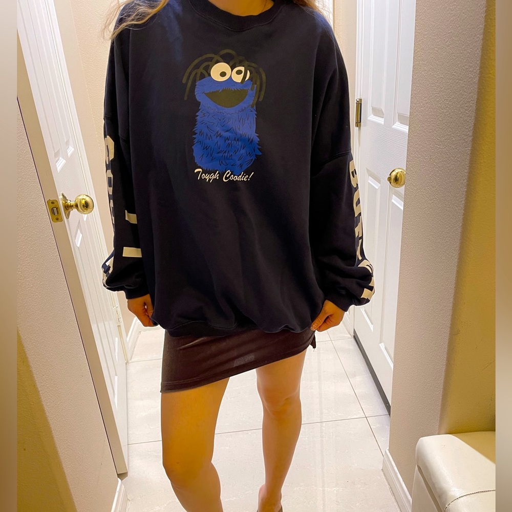 ELMO sweatshirt